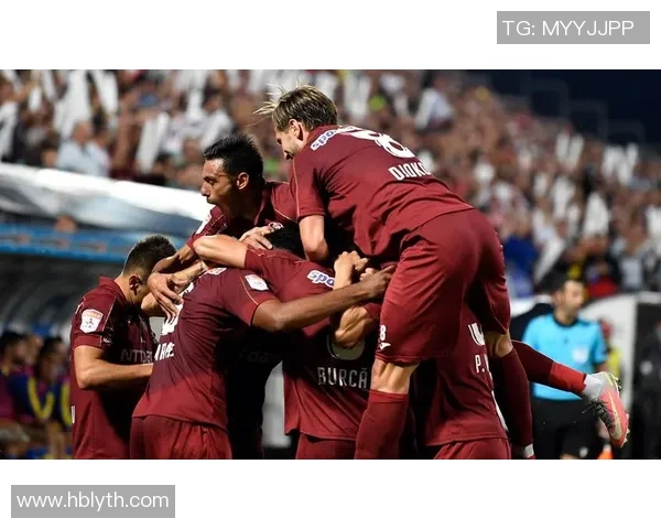 克卢日与特拉维夫的激烈对决揭示足球战术的博弈与激情 克卢日与特拉维夫的激烈对决揭示足球战术的博弈与激情